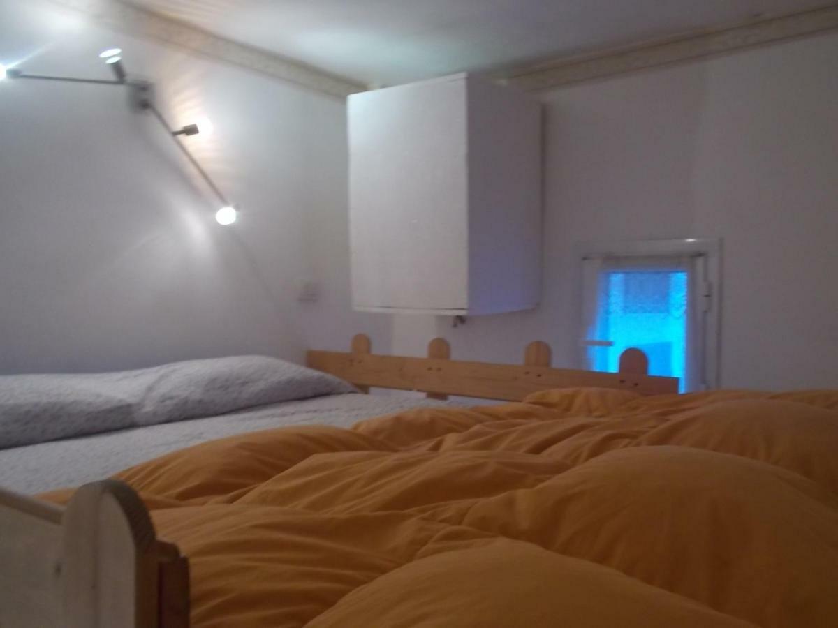 Il Rifugio Di Sav. Apartment โรม ภายนอก รูปภาพ
